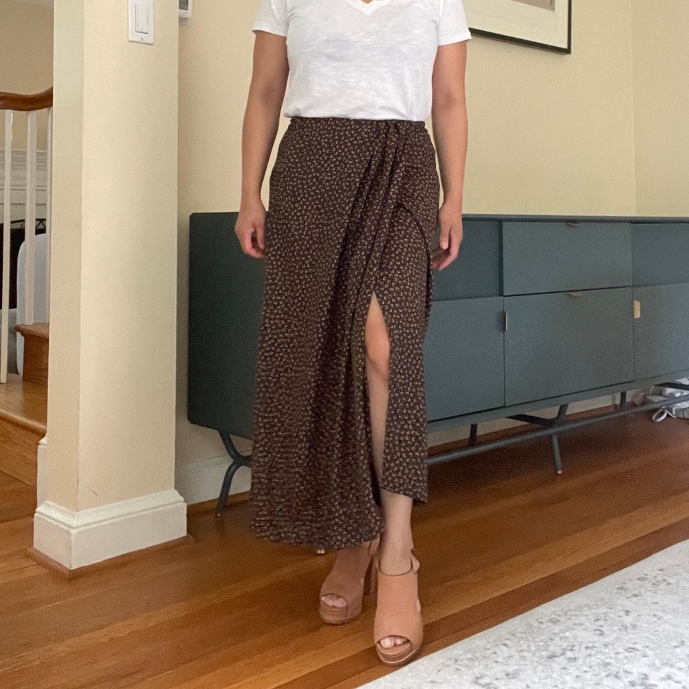 Vince Star Dot Drape Silk Blend Midi Skirt sz 0 - NEVER WORN.